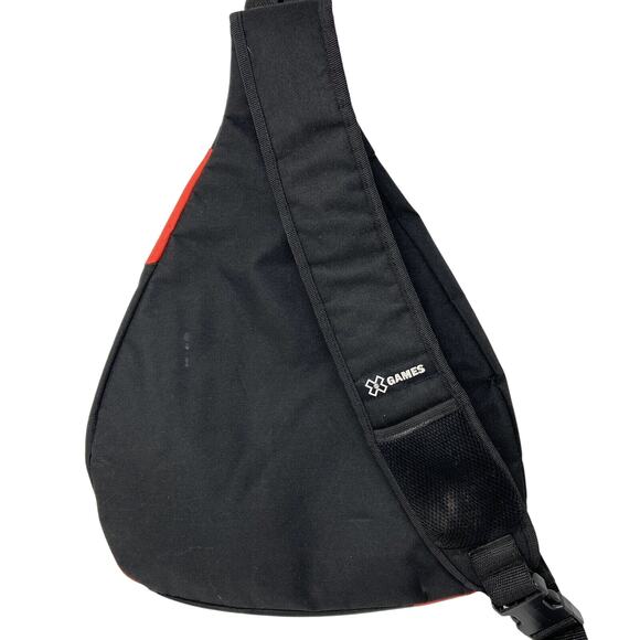 Official X Games One Strap Crossbody Backpack Red Black - Picture 2 of 7